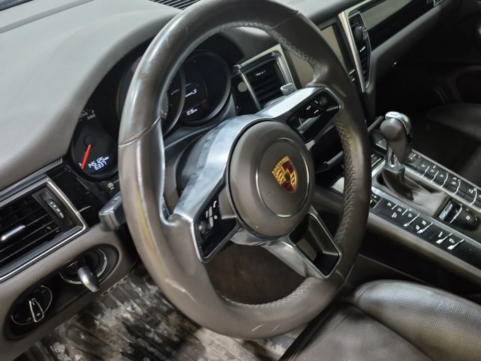 Porsche Macan * S * CARFAX * ВЪЗМОЖНОСТ ЗА АВТОКРЕДИТ - изображение 10