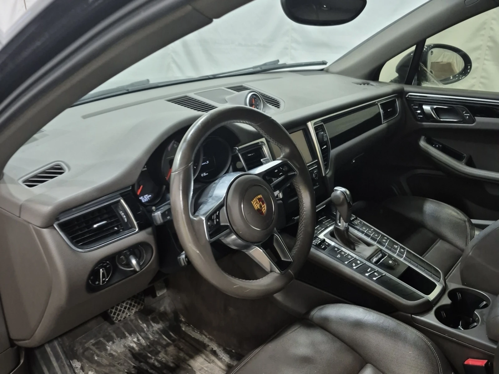 Porsche Macan * S * CARFAX * ВЪЗМОЖНОСТ ЗА АВТОКРЕДИТ - изображение 9