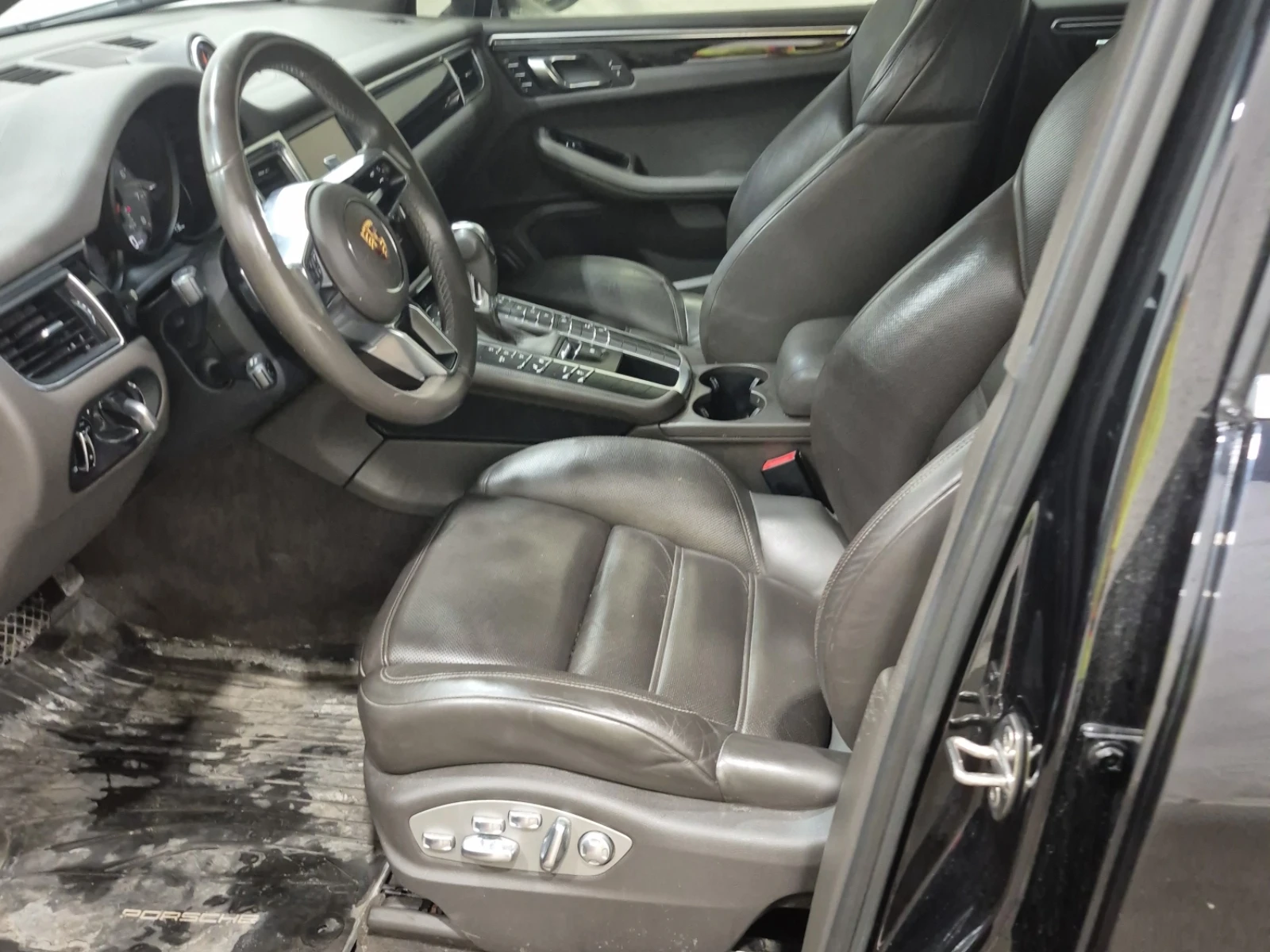 Porsche Macan * S * CARFAX * ВЪЗМОЖНОСТ ЗА АВТОКРЕДИТ - изображение 7