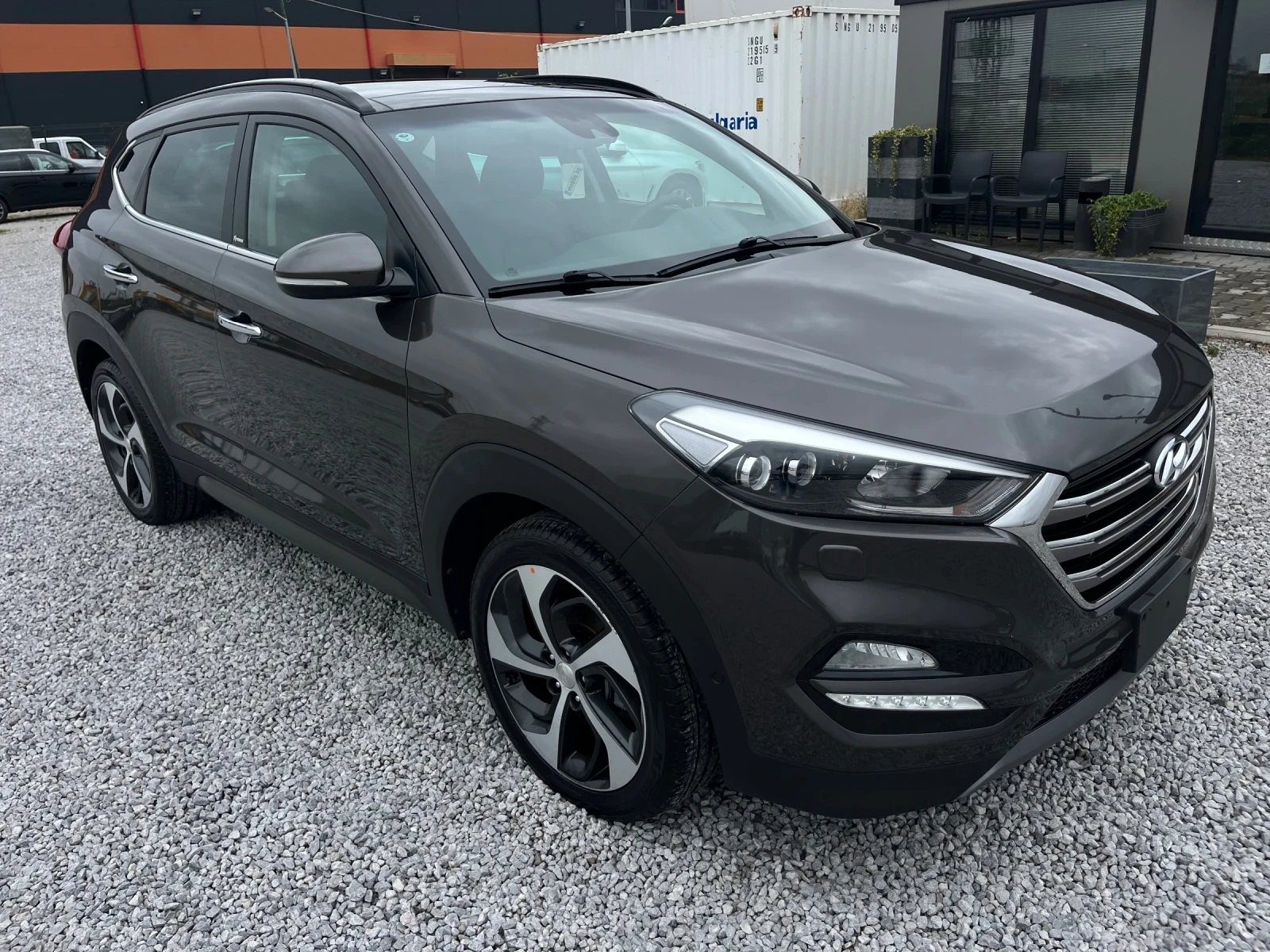 Hyundai Tucson Xpossible 2.0CRDI-136k.c. 4WD/Aвтомат, Панорама/ - изображение 9