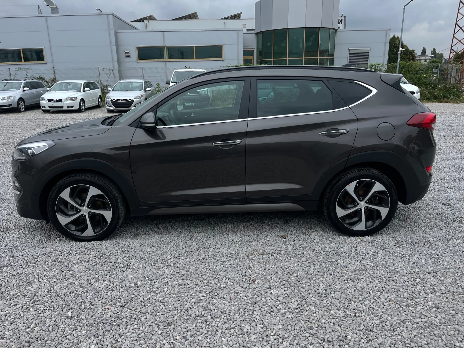 Hyundai Tucson Xpossible 2.0CRDI-136k.c. 4WD/Aвтомат, Панорама/ - изображение 3