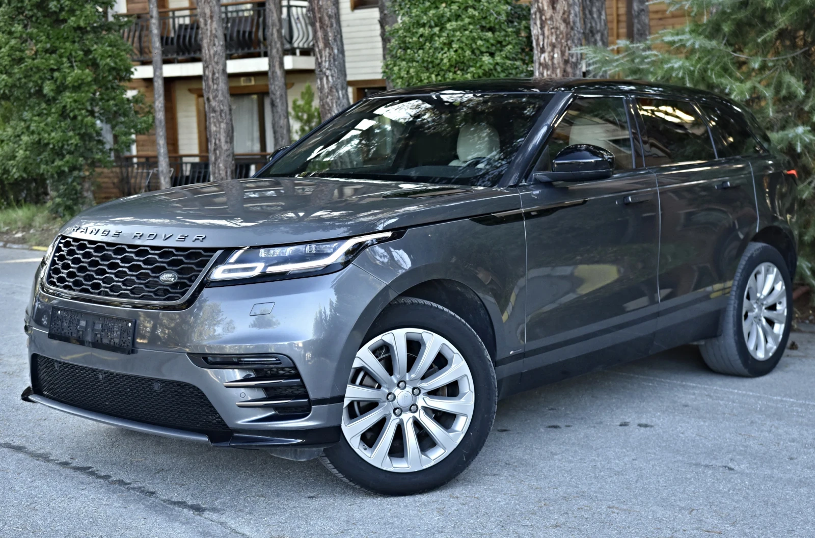 Land Rover Range Rover Velar R240 - изображение 3