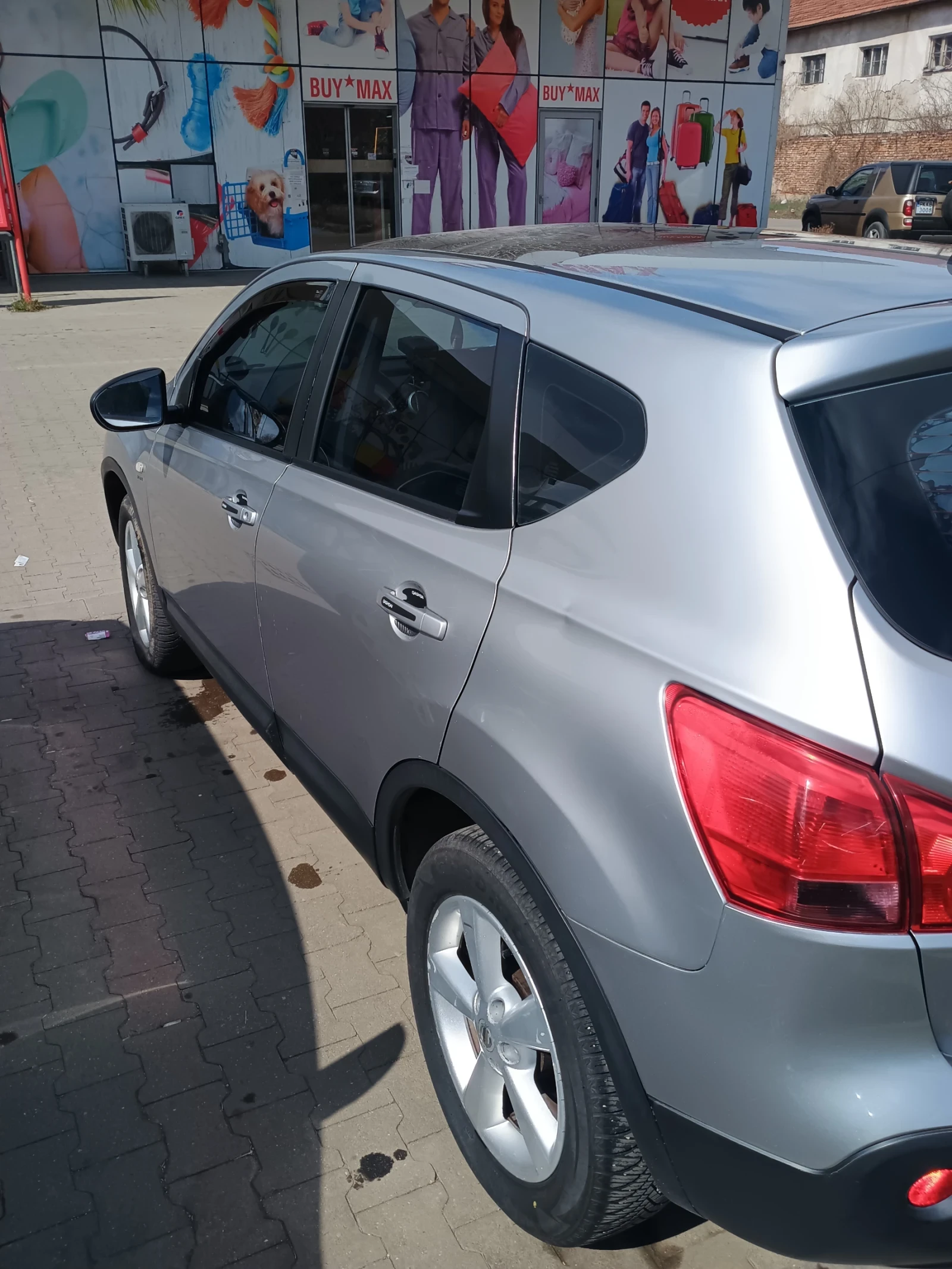 Nissan Qashqai J10, снимка 3 - Автомобили и джипове - 53938702