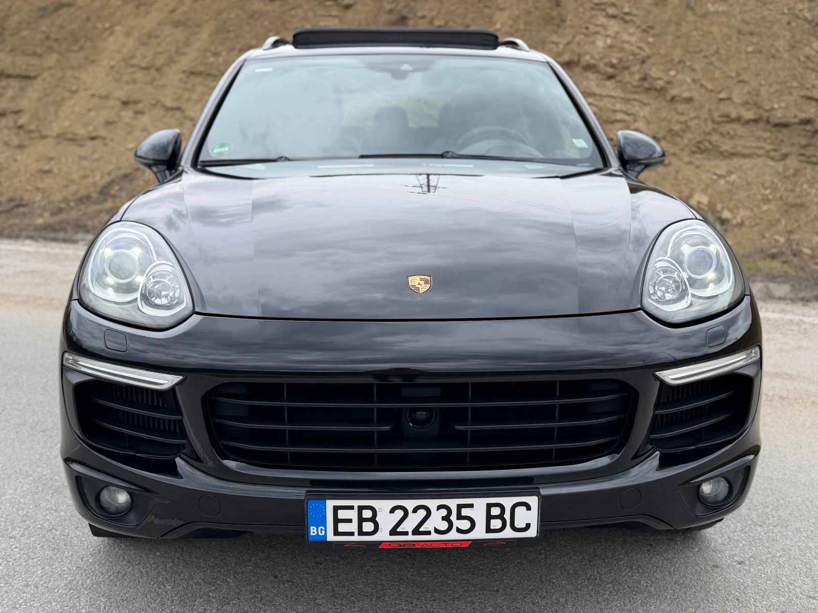 Porsche Cayenne 4.2TDI* S* 385HP* DISTRONIC* , снимка 2 - Автомобили и джипове - 53971126