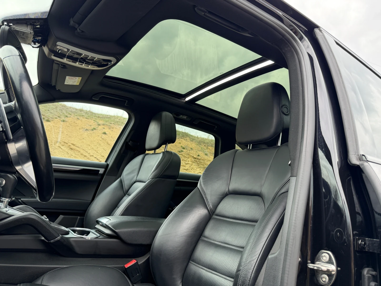 Porsche Cayenne 4.2TDI* S* 385HP* DISTRONIC* , снимка 13 - Автомобили и джипове - 53971126