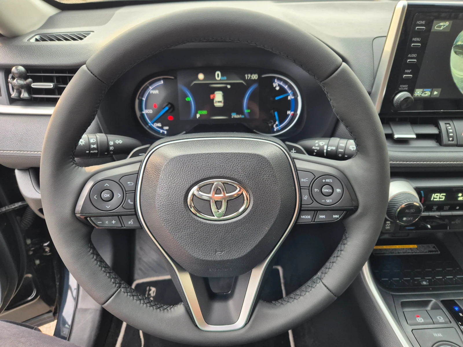 Toyota Rav4 2.5 HYBRID 222ps.4x4, снимка 15 - Автомобили и джипове - 54162195