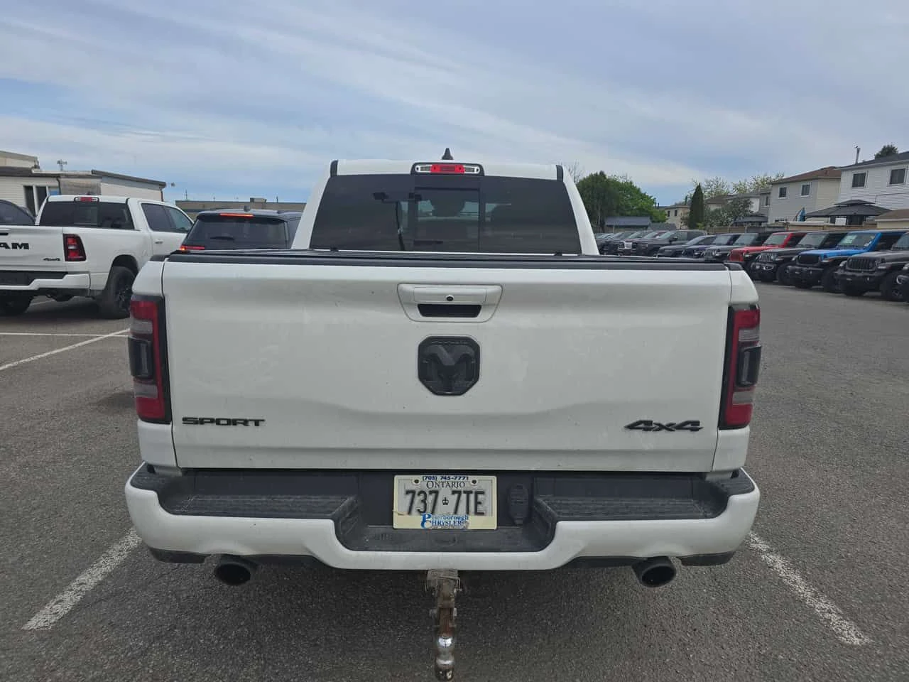 Dodge RAM 1500 * Sport* АВТОКРЕДИТ БЕЗ ПЪРВОНАЧАЛНА ВНОСКА* , снимка 4 - Автомобили и джипове - 54632703