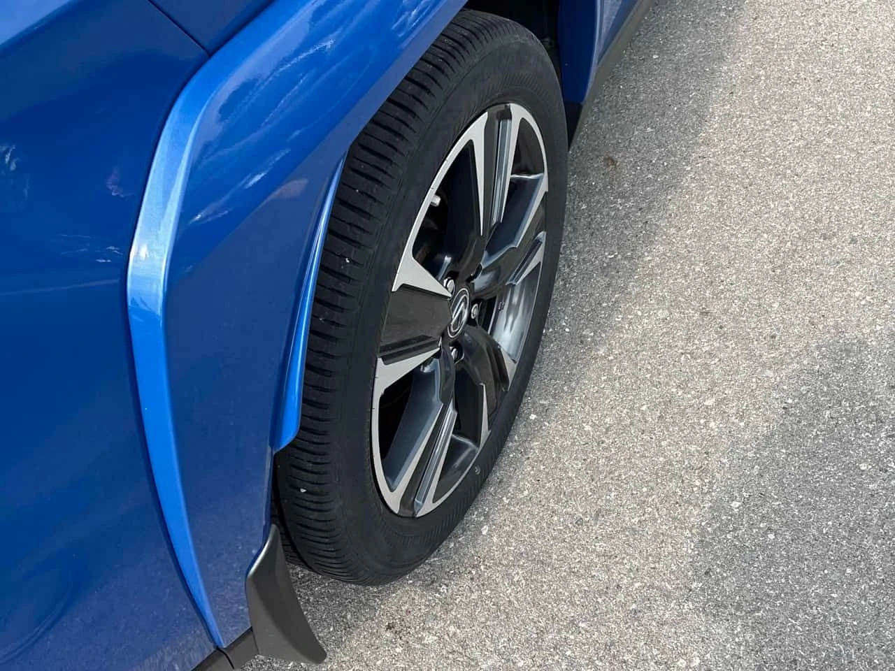 Lexus UX * 250h * ���������� ��� ������������ ������*  | Mobile.bg � ����������� 13