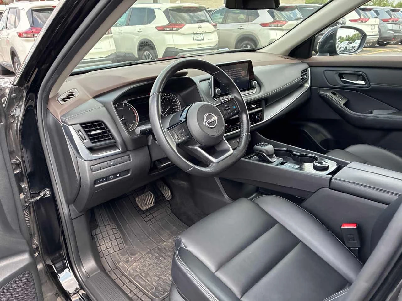 Nissan Rogue AWD SV Midnight Edition / CARFAX / АВТОКРЕДИТ , снимка 5 - Автомобили и джипове - 55470903