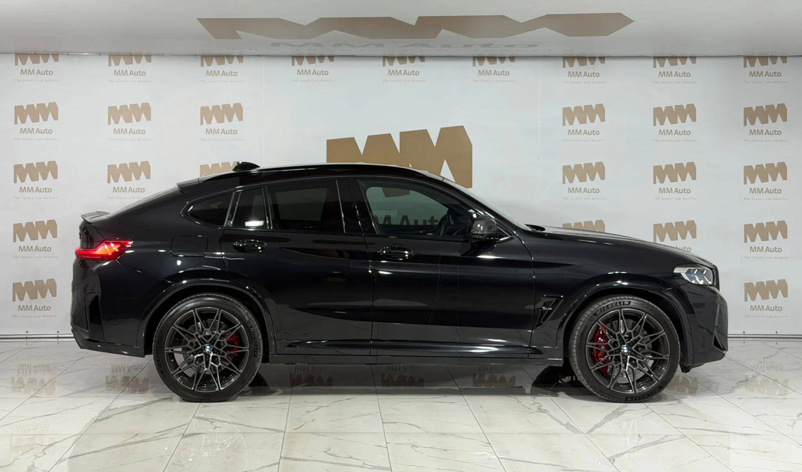 BMW X4 M Comp. xDrive* Carbon* MDrivers* HuD* Pano, снимка 2 - Автомобили и джипове - 56326755