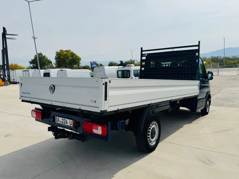 VW Crafter Немски!КАТО НОВ!ТОП!ТОП!ТОП!НАВИ!КЛИМАТР!4.40м., снимка 5 - Бусове и автобуси - 52133418