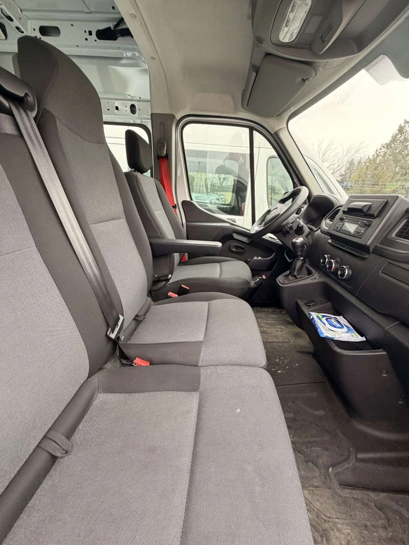 Renault Master 6+ 1, снимка 3 - Бусове и автобуси - 53022587