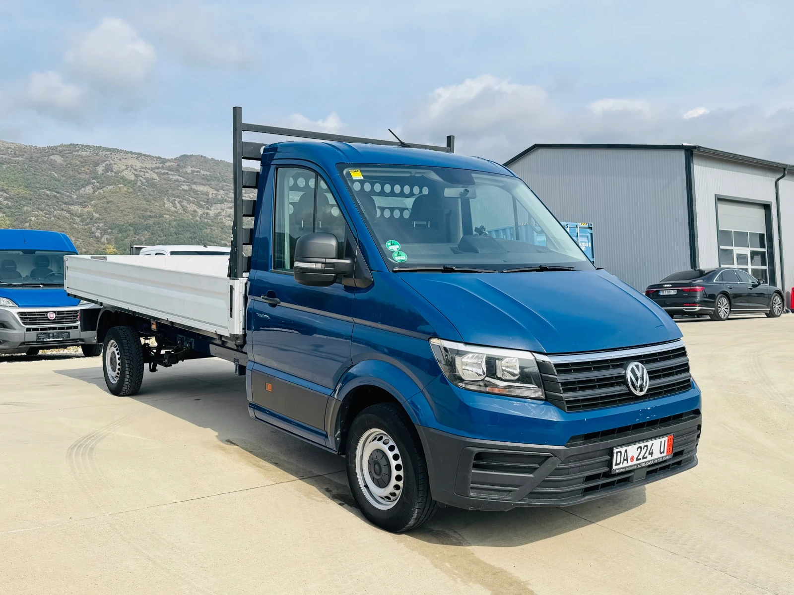 VW Crafter Немски!КАТО НОВ!ТОП!ТОП!ТОП!НАВИ!КЛИМАТР!4.40м., снимка 1