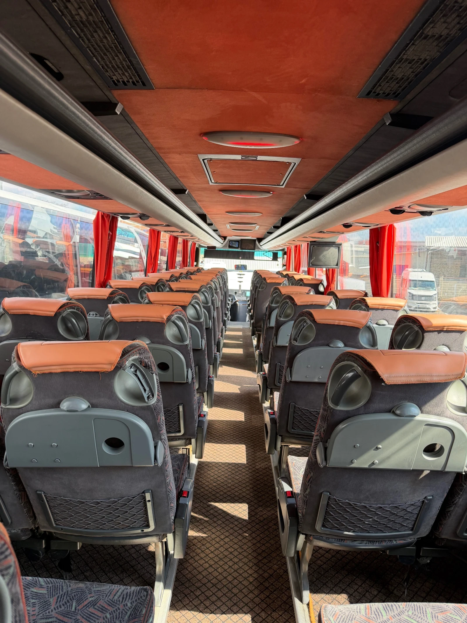 Mercedes-Benz Tourismo, снимка 8 - Бусове и автобуси - 54042173