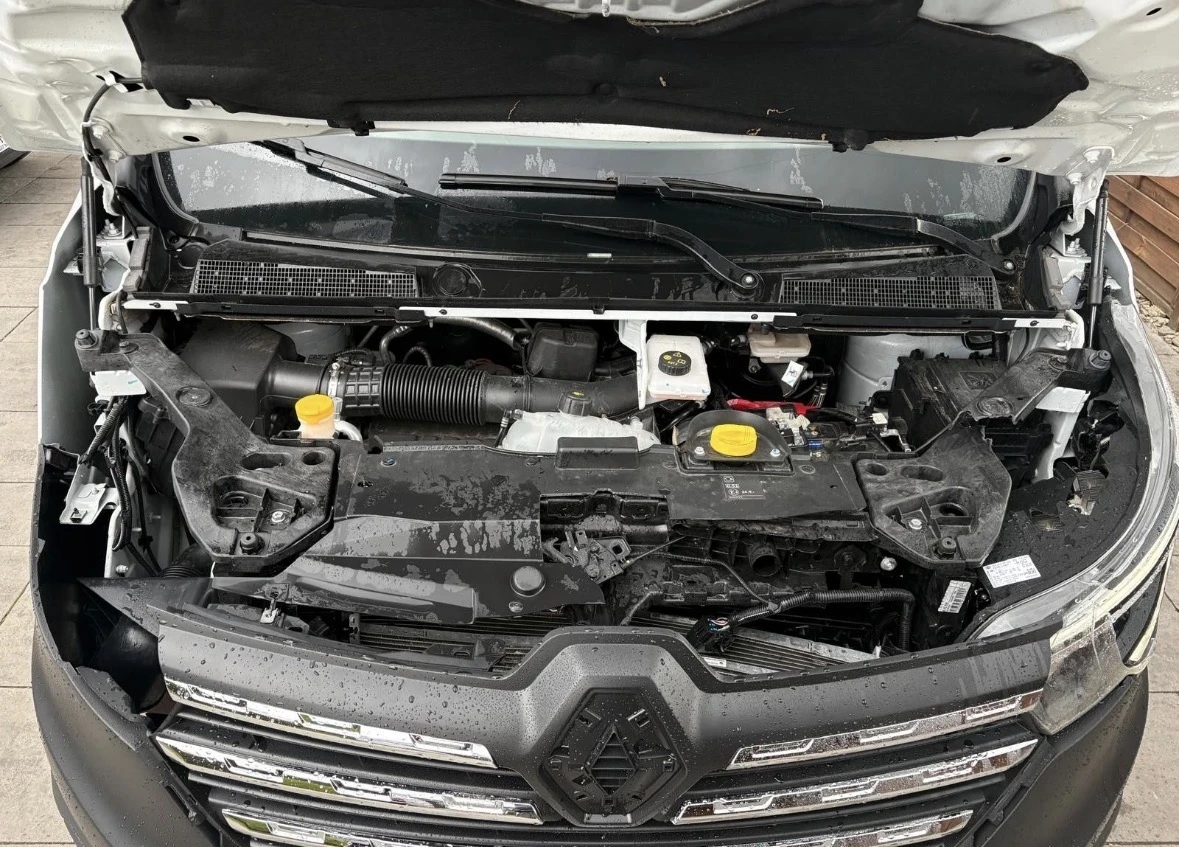 Renault Trafic, снимка 2 - Бусове и автобуси - 54880189