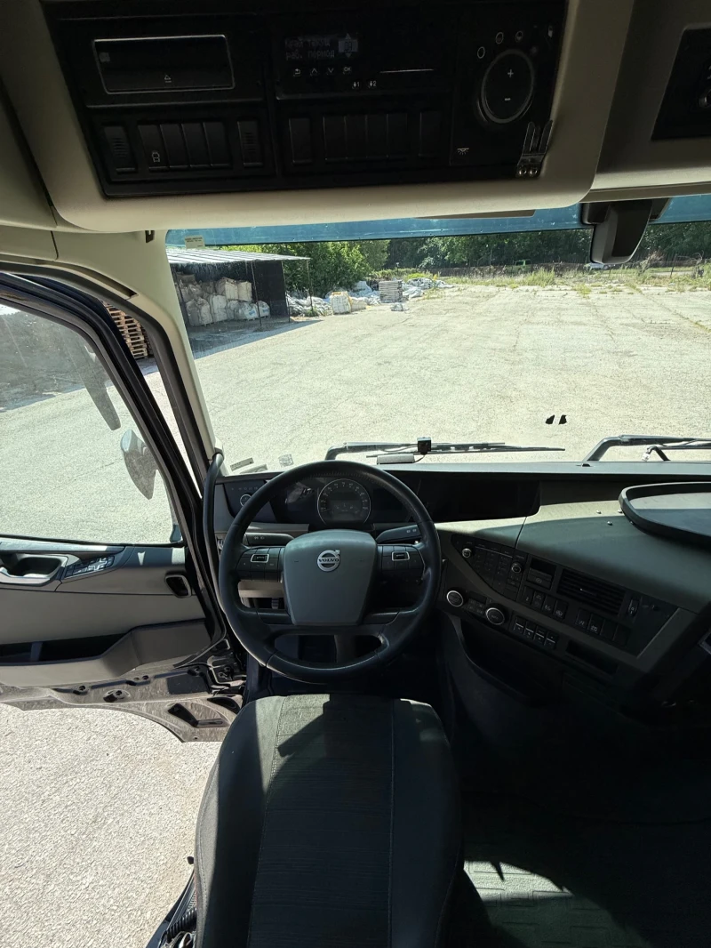 Volvo Fh 12 Mega, снимка 8 - Камиони - 50753672