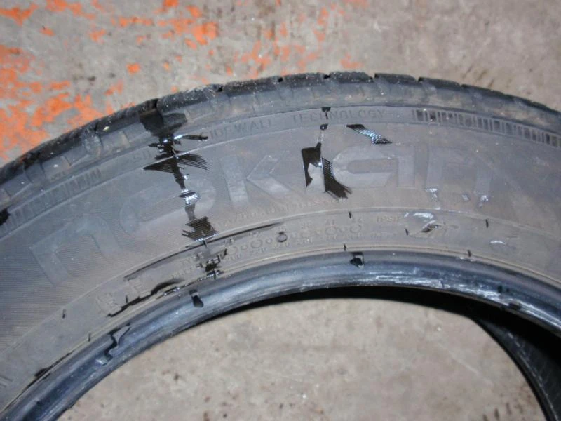 Гуми Всесезонни 205/55R16, снимка 8 - Гуми и джанти - 8956179