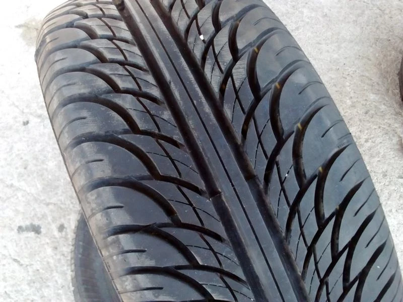 Гуми Летни 205/50R16, снимка 3 - Гуми и джанти - 18579866