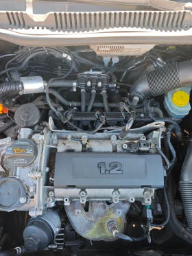 Seat Ibiza 1.2I ГАЗОВИНЖЕКЦИОН, снимка 9