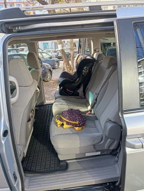 Kia Carnival, снимка 3