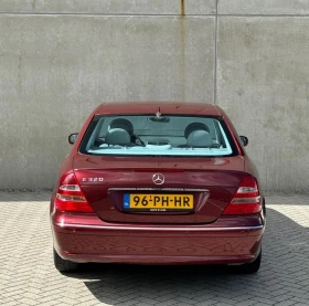 Mercedes-Benz E 320, снимка 7