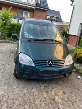  Mercedes-Benz Vaneo