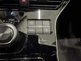 Toyota bZ4X LE* Подгрев* Камера* Sunroof* От представителство - 26900 € / 52611.83 лв. - 12490767 14