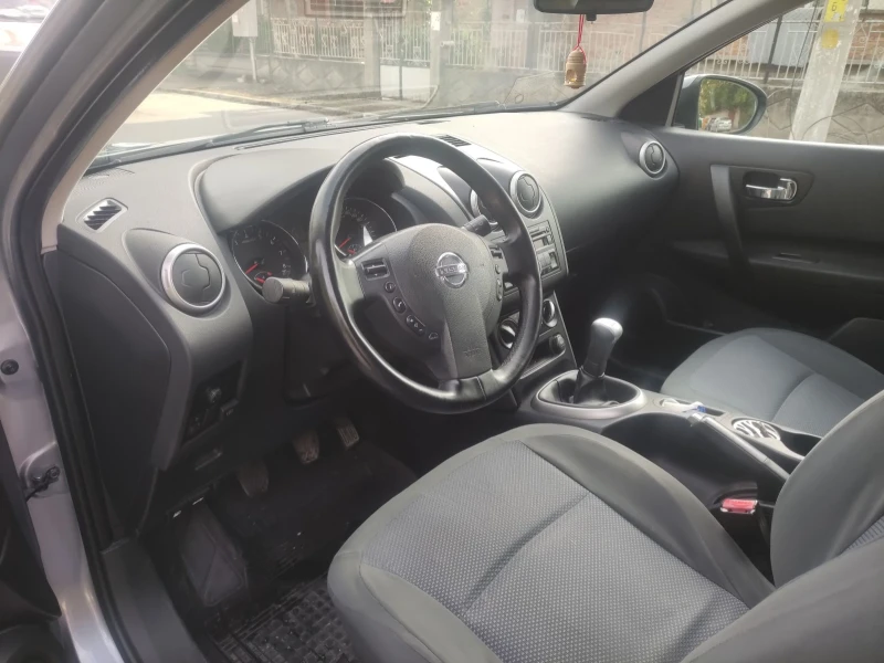 Nissan Qashqai 1.6газ вс платено, снимка 7 - Автомобили и джипове - 47844254
