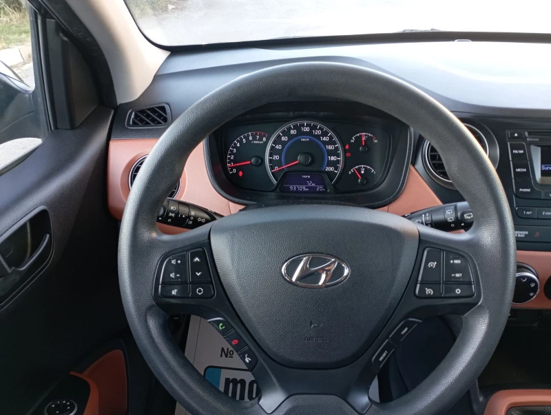 Hyundai I10 1.0, снимка 8 - Автомобили и джипове - 47543424