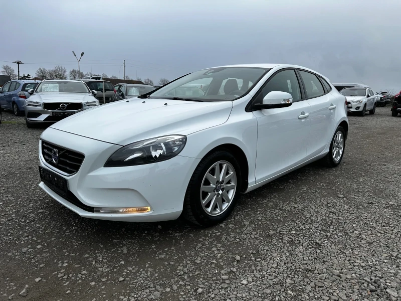 Volvo V40 1.6 D2 ШВЕЙЦАРИЯ, снимка 1 - Автомобили и джипове - 48419518