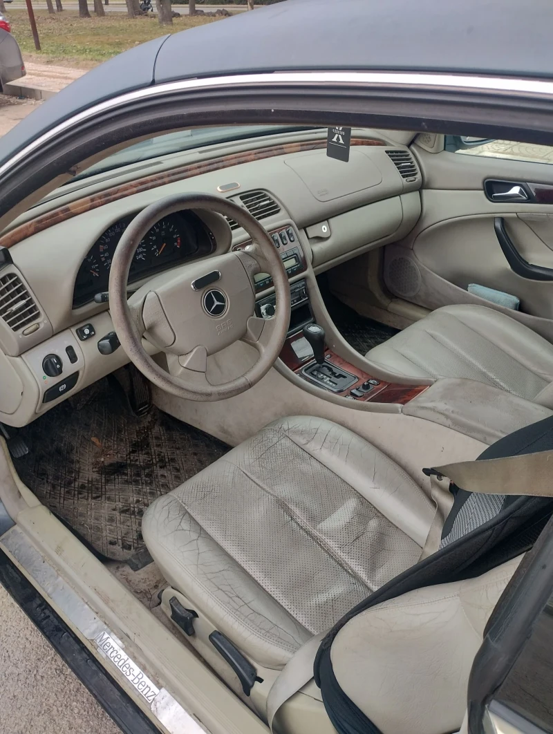 Mercedes-Benz CLK, снимка 9 - Автомобили и джипове - 48736727