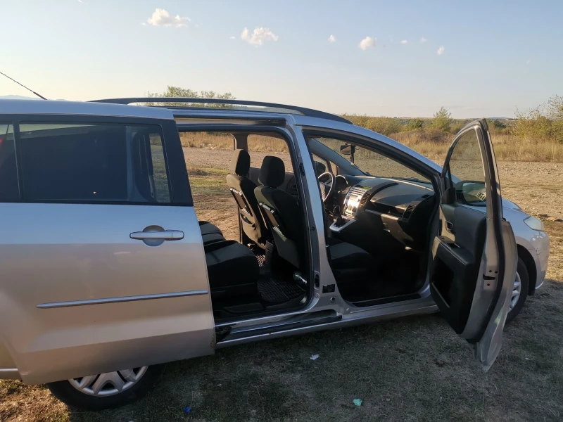 Mazda 5 1.8газ (бензин) , снимка 7 - Автомобили и джипове - 48885087