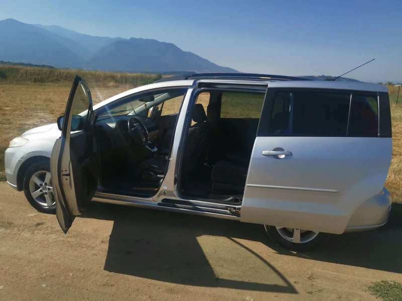 Mazda 5 1.8газ (бензин) , снимка 5 - Автомобили и джипове - 48885087