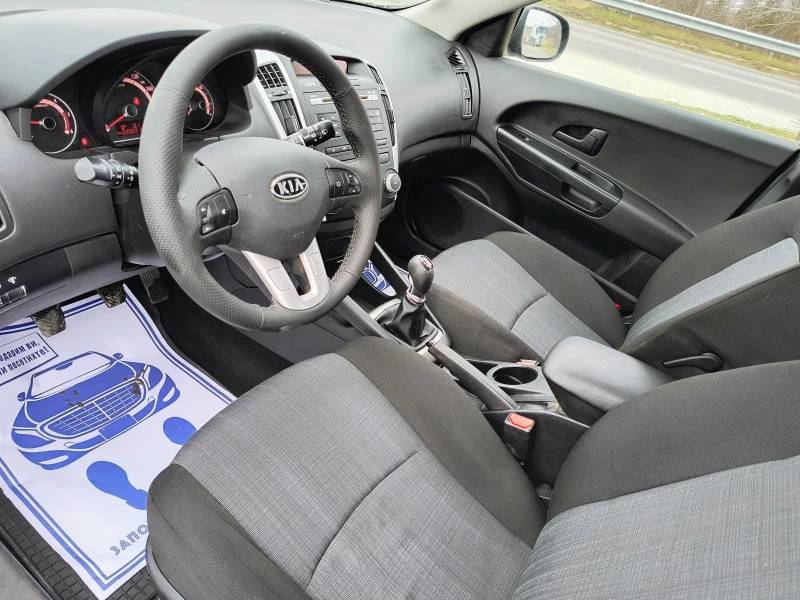 Kia Ceed 1.6-90 КС CRDI / FACELIFT / 6-СКОРОСТИ, снимка 10 - Автомобили и джипове - 49329377