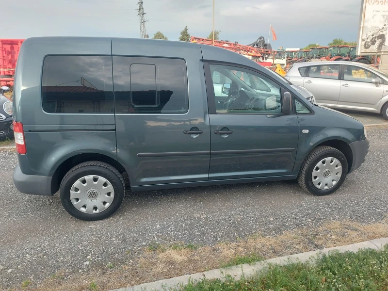 VW Caddy 1.6, снимка 7 - Автомобили и джипове - 50621519