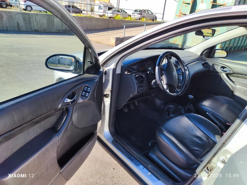 Ford Focus Ghia, снимка 8 - Автомобили и джипове - 52310015