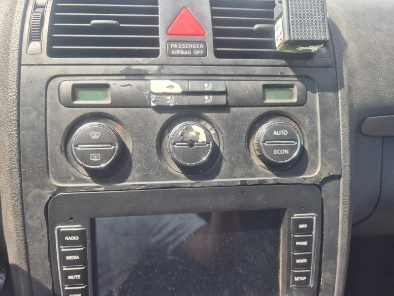 VW Touran Touran, снимка 5 - Автомобили и джипове - 52516105