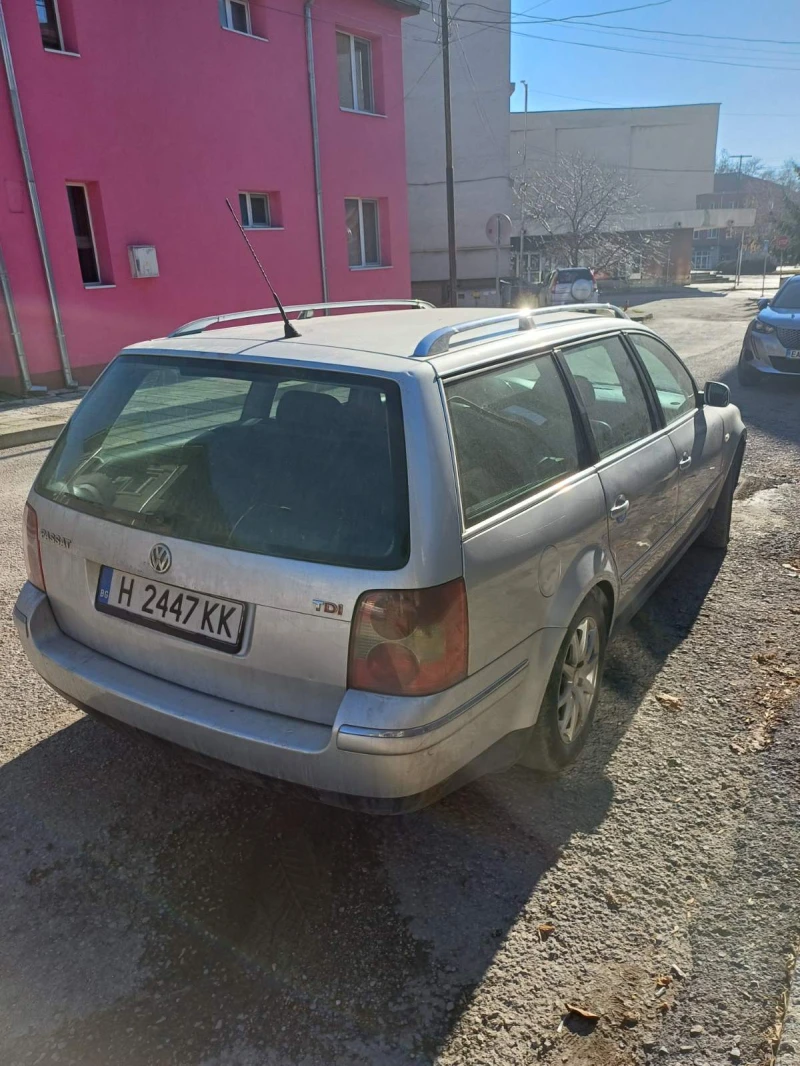 VW Passat, снимка 5 - Автомобили и джипове - 52551150