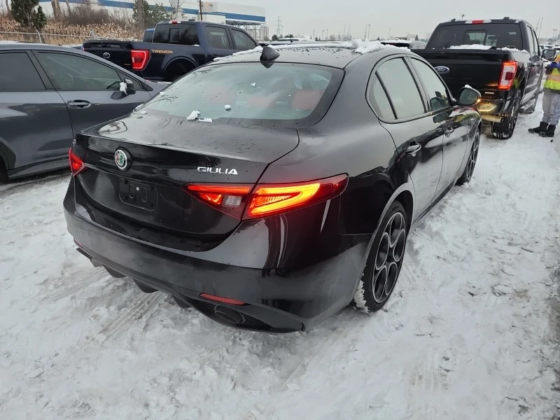 Alfa Romeo Giulia * * CARFAX * * АВТО КРЕДИТ * * , снимка 3 - Автомобили и джипове - 53056320