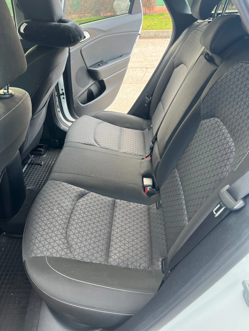 Kia Ceed, снимка 8 - Автомобили и джипове - 53100013