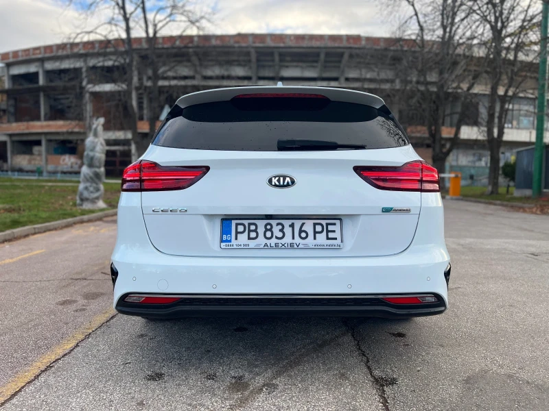 Kia Ceed, снимка 2 - Автомобили и джипове - 53100013