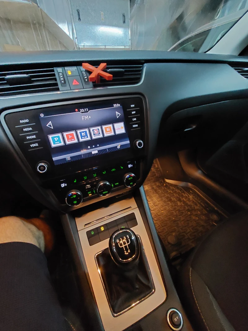 Skoda Octavia, снимка 13 - Автомобили и джипове - 53281047