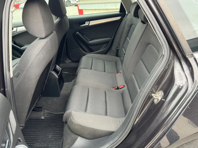 Audi A4 2.0 TDI 143 , снимка 14 - Автомобили и джипове - 53306660