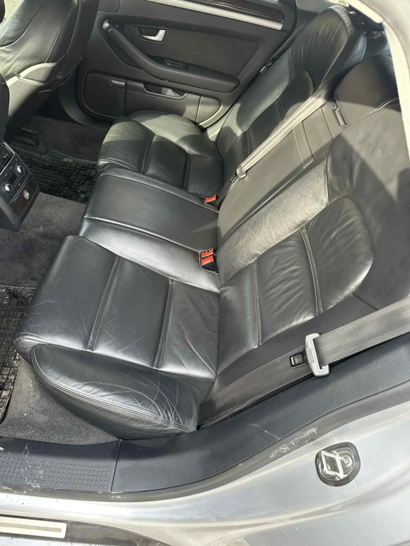 Audi A8 4.2fsi, снимка 7 - Автомобили и джипове - 53370792