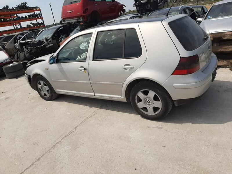 VW Golf 6 броя 1.6 i, 1.4 i, 1.9tdi - изображение 8