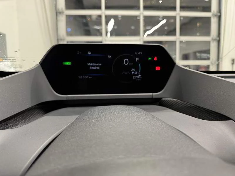 Toyota bZ4X LE* Подгрев* Камера* Sunroof* От представителство - изображение 7