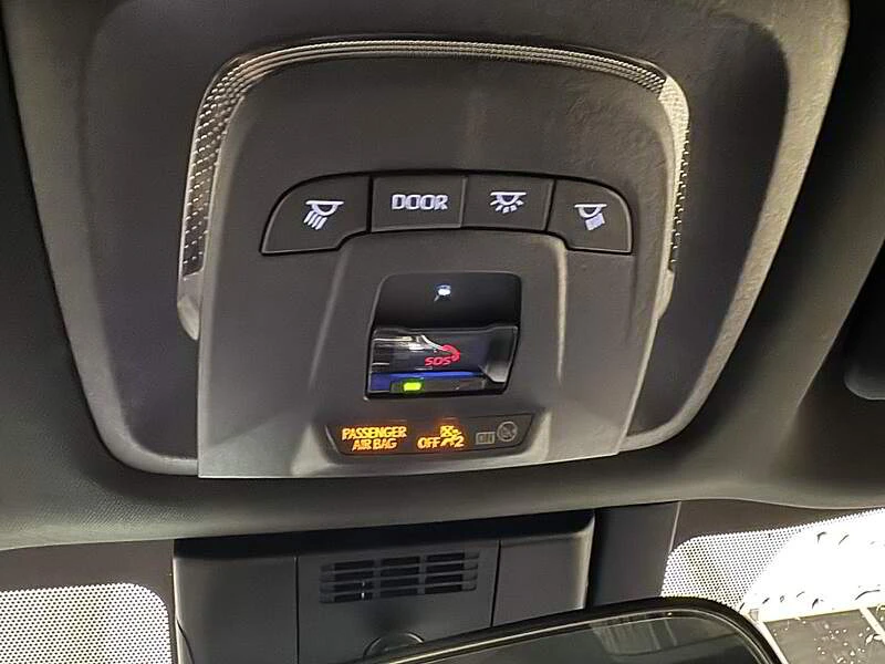 Toyota bZ4X LE* Подгрев* Камера* Sunroof* От представителство, снимка 15 - Автомобили и джипове - 53158406