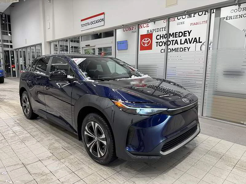 Toyota bZ4X LE* Подгрев* Камера* Sunroof* От представителство