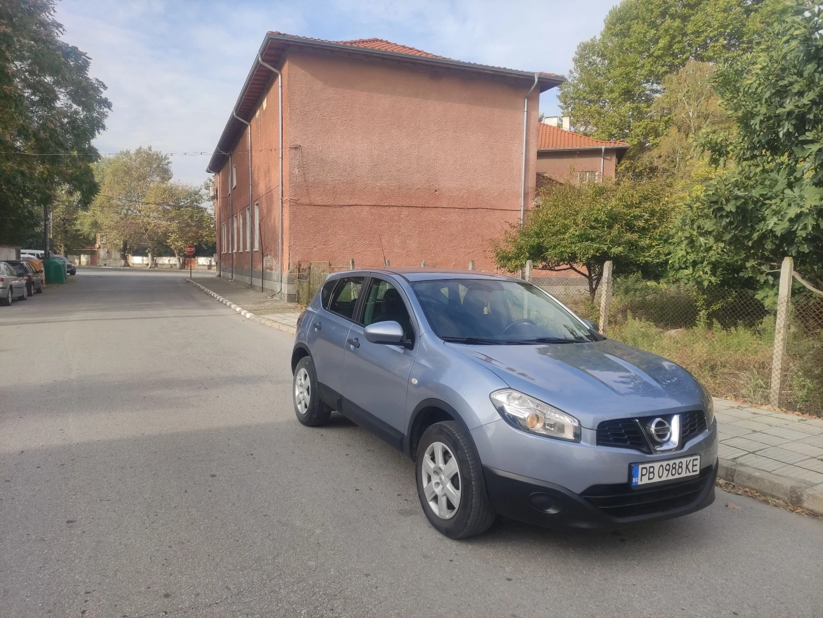 Nissan Qashqai 1.6   | Mobile.bg   1
