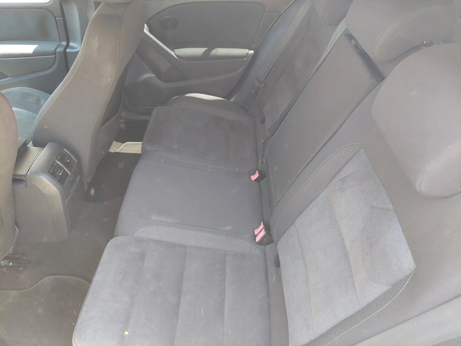 VW Golf 1.6tdi r-line - изображение 10